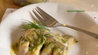 ŚLEDZIE W SOSIE MIODOWO-MUSZTARDOWYM Z KOPERKIEM