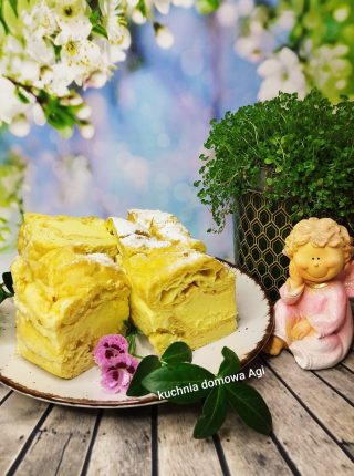 Ciasto karpatka z pysznym kremem budyniowym z żółtkami