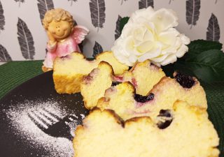 Sernik przygotowany w 5 minut z dwóch kostek twarogu