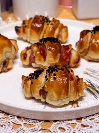 Rogaliki z ciasta francuskiego