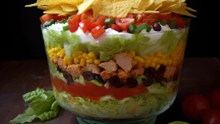 Sałatka meksykańska z kurczakiem