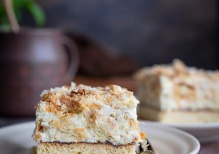 Ciasto kruche z chrupiącym kremem budyniowym