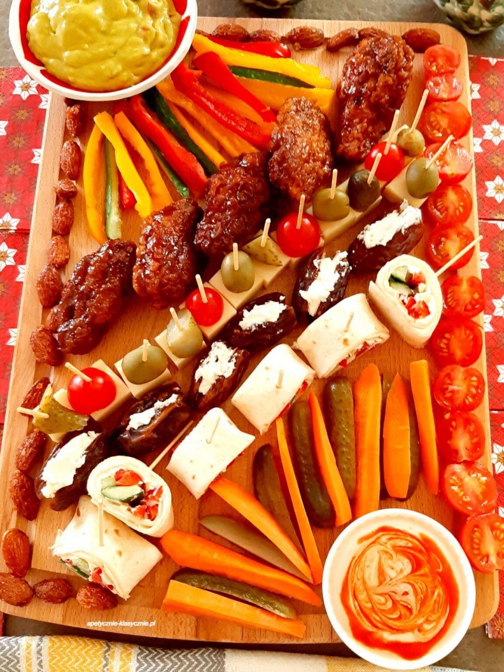 DESKA PRZEKĄSEK NA KARNAWAŁ