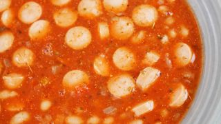 Fasolka po bretońsku na szybko – zrobisz w 20 minut!