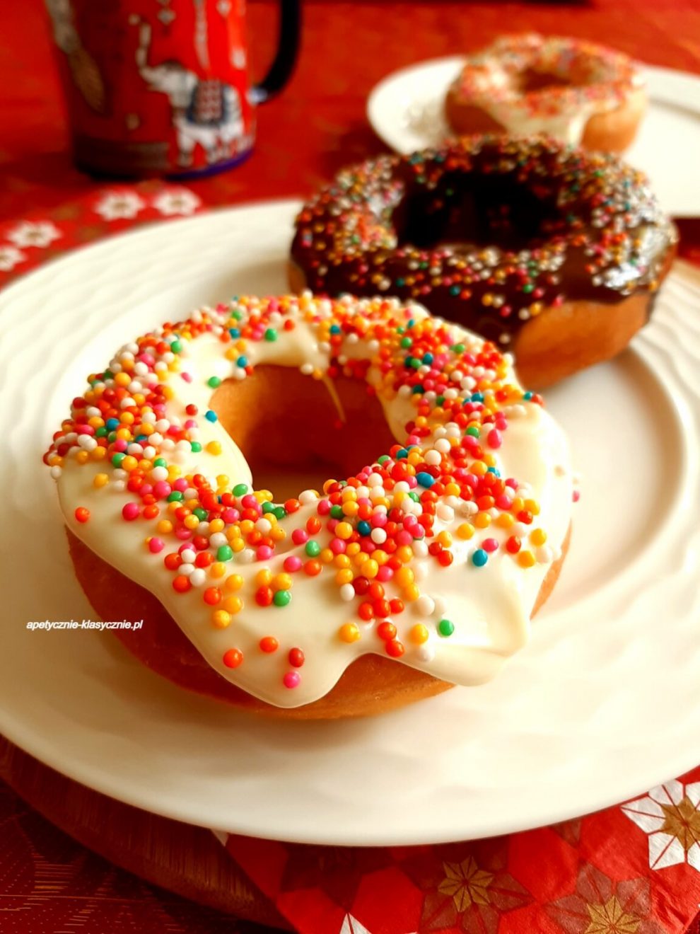 AMERYKAŃSKIE PĄCZKI (DONUTS)