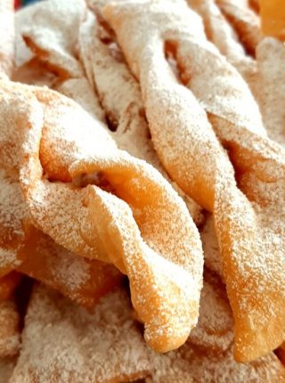 FAWORKI NA ŚMIETANIE