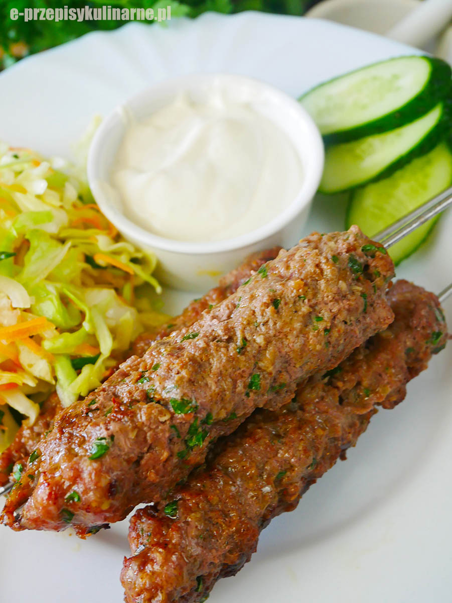 Kebaby z mięsa mielonego – soczyste i bardzo smaczne