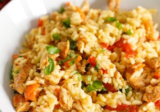 Risotto z kurczakiem i mieszanką chińską