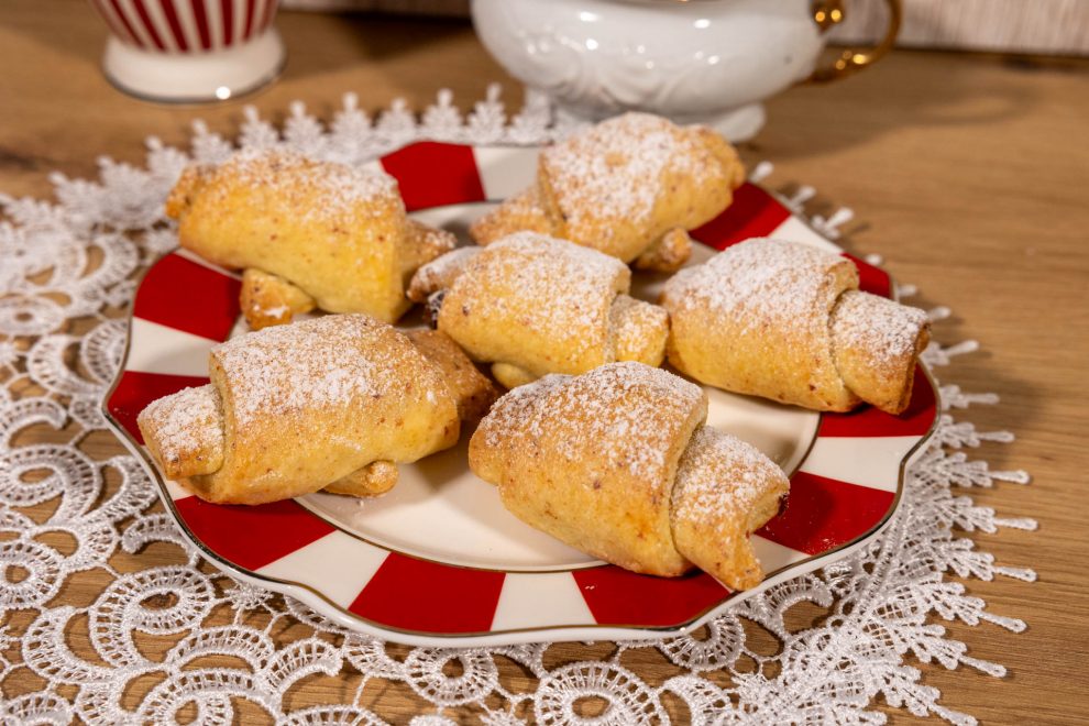 Rogaliki twarogowe z nutellą