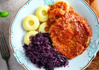 Schab w sosie pomidorowym