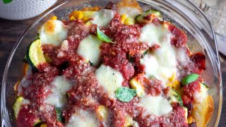 Gnocchi zapiekane z chorizo w pomidorowym sosie