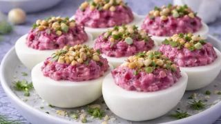 Jajka faszerowane buraczkami