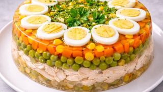 Galareta warstwowa z kurczakiem