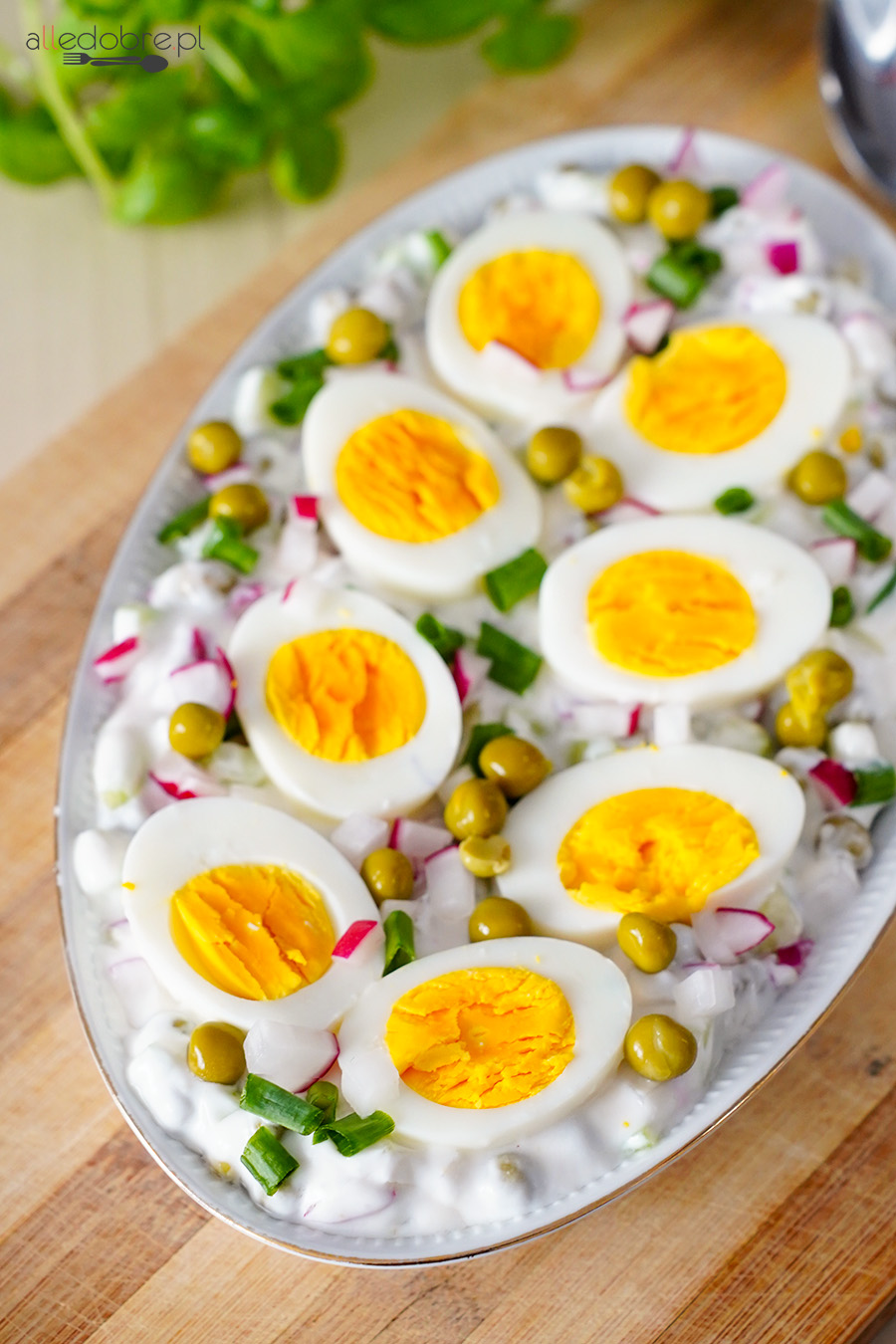 Jajka w sosie jogurtowo-warzywnym