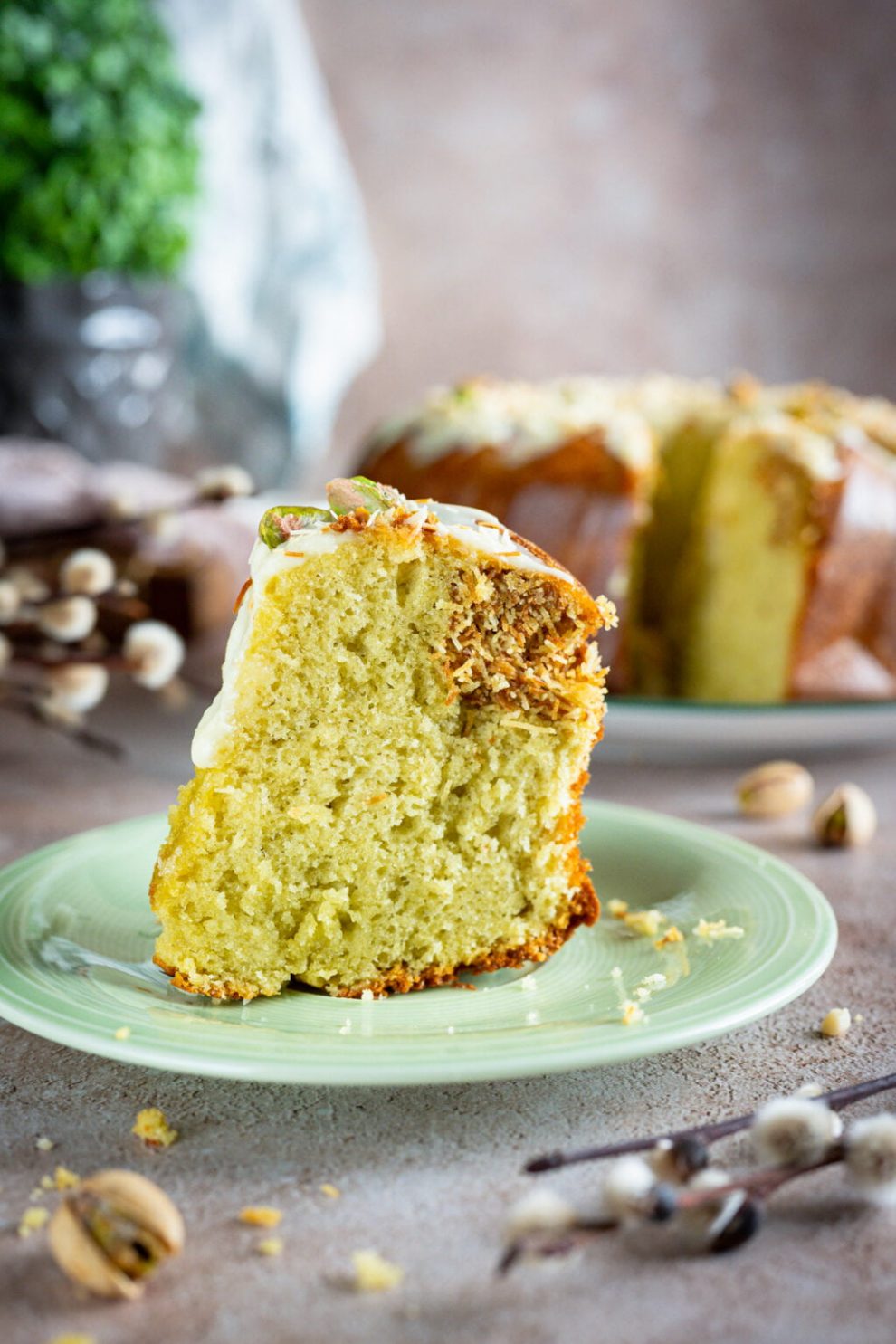 Babka pistacjowa z chrupiącym kataifi