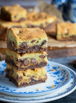 Czekoladowe ciasto z kajmakiem