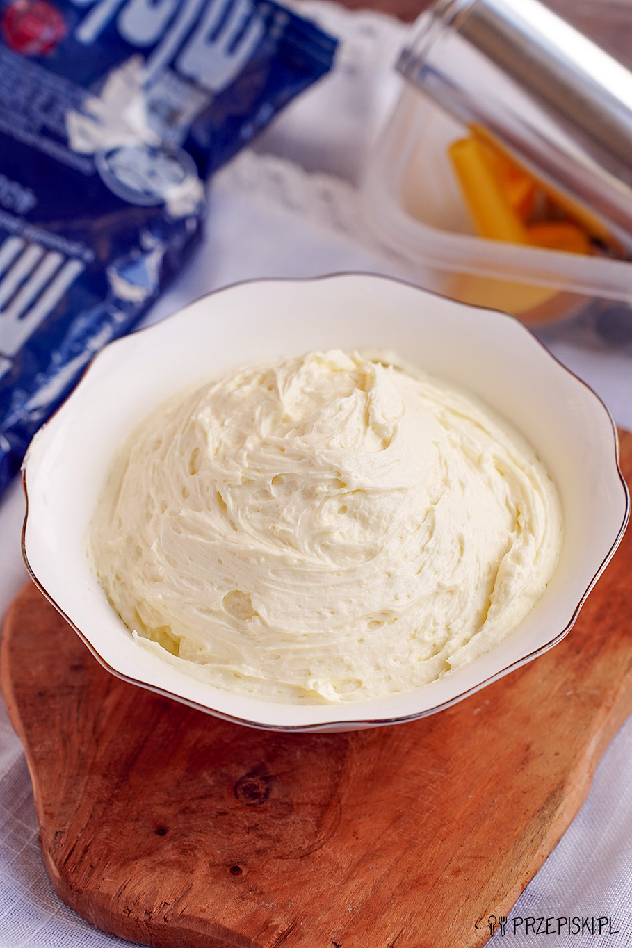 Maślany krem z mlekiem w proszku