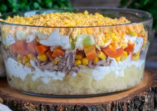 Sałatka z tuńczykiem - królewska