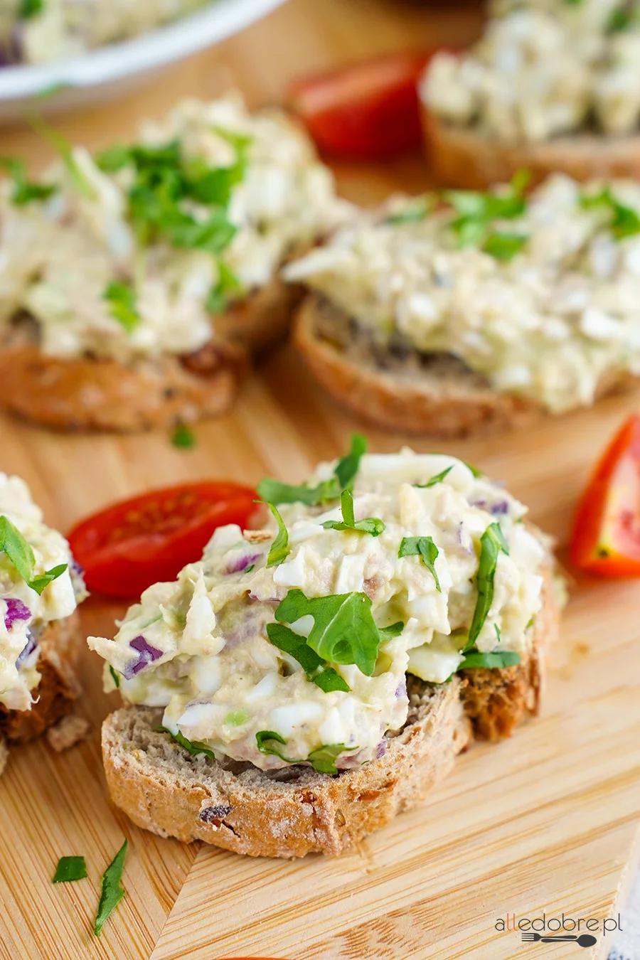 Pasta kanapkowa z awokado i tuńczyka