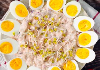 Jajka z sosem tysiąca wysp