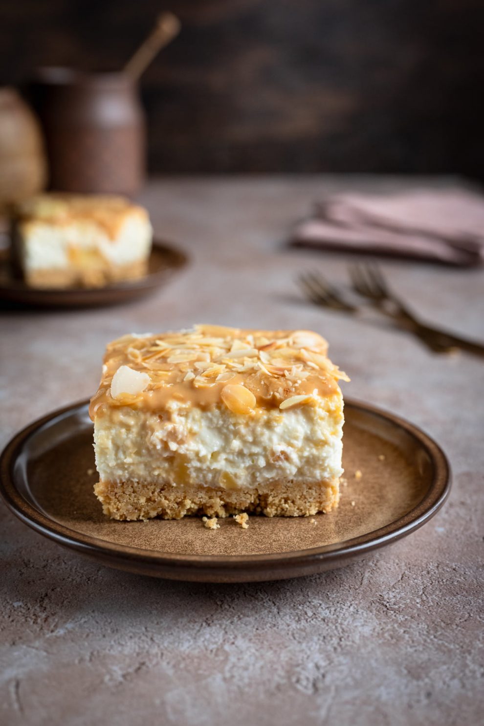 Krówkowy sernik bez pieczenia