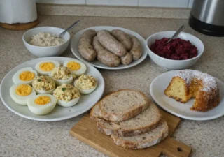 Śniadanie Wielkanocne – co przygotować, żeby było tradycyjnie, smacznie i bez stresu?