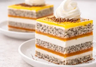 Ciasto makowe z kremem i galaretką