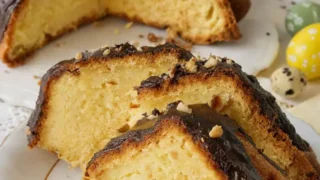 Babka cytrynowa z air fryera – delikatna, puszysta i pełna cytrynowego smaku