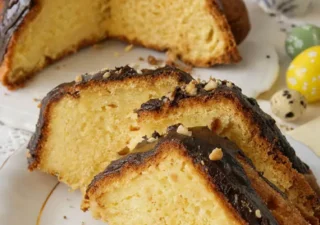 Babka cytrynowa z air fryera – delikatna, puszysta i pełna cytrynowego smaku