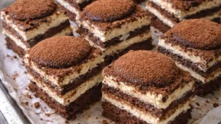 Latte Macchiato – domowy przepis na porządne ciasto z kawą i kremem