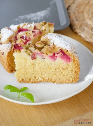 Szybkie ciasto z rabarbarem