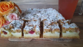 Ciasto z rabarbarem budyniem I pianką