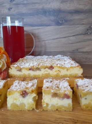 Sernik z rabarbarem