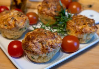 Wytrawne muffinki z kurczakiem