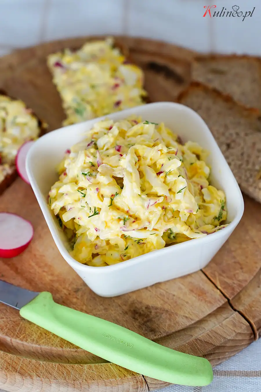 Pasta kanapkowa z jajkiem, rzodkiewką i serem