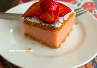 CIASTO NA HERBATNIKACH Z MASĄ BUDYNIOWO-GALARETKOWĄ
