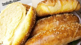 Bułki śniadaniowe zrolowane na drożdżach