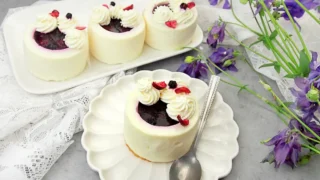 Miniserniczki na zimno z frużeliną – Kremowe Monoporcje Bez Pieczenia