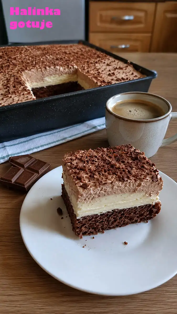 Ciasto Cappuccino – domowy przepis na ciasto z kremem i kawową pianką
