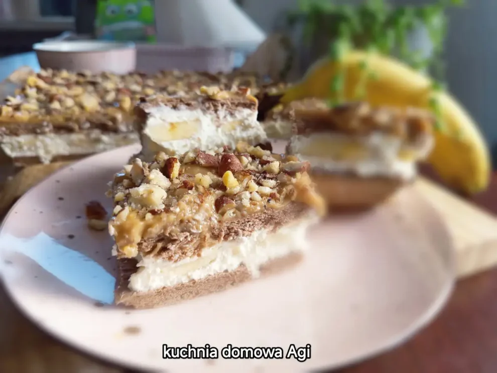 Ciasto bez pieczenia ze śmietanką i serkiem MASCARPONE "bananowiec" i "truskawkowe"