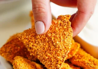 Chrupiące nuggetsy z kurczaka z Air Fryera