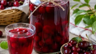 Wiśniowy kompot