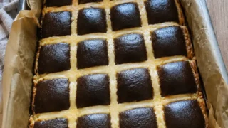 Ciasto Poduszkowiec – puszyste ciasto czekoladowe z serem