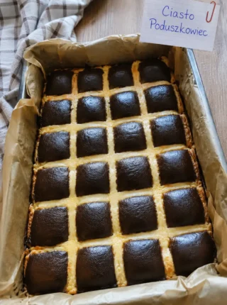Ciasto Poduszkowiec – puszyste ciasto czekoladowe z serem