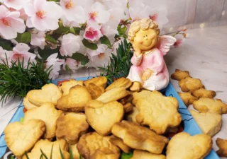 Ciastka cynamonowe maślano-śmietanowe