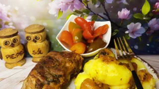 Żeberka wieprzowe w sosie własnym duszone w rosole