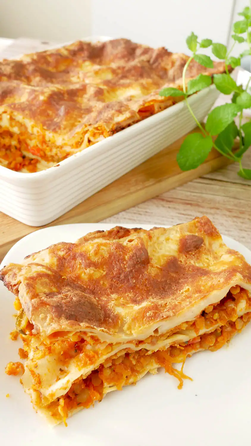 Wegetariańska lasagne z soczewicą – sycąca i pełna warzyw